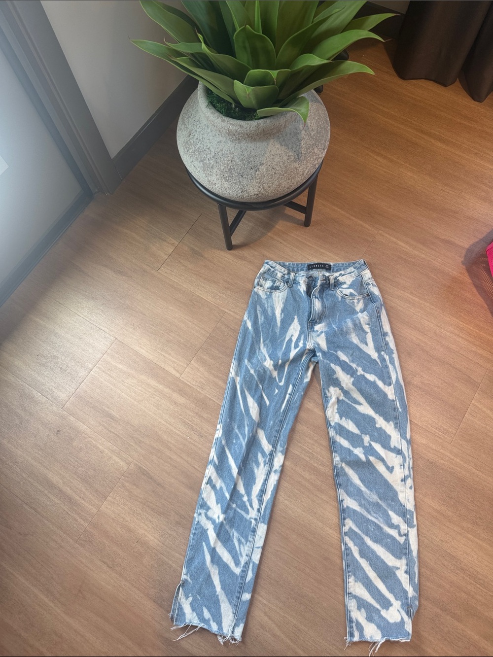Tie-Dye Pattern Straight Leg Jeans - Blue & White